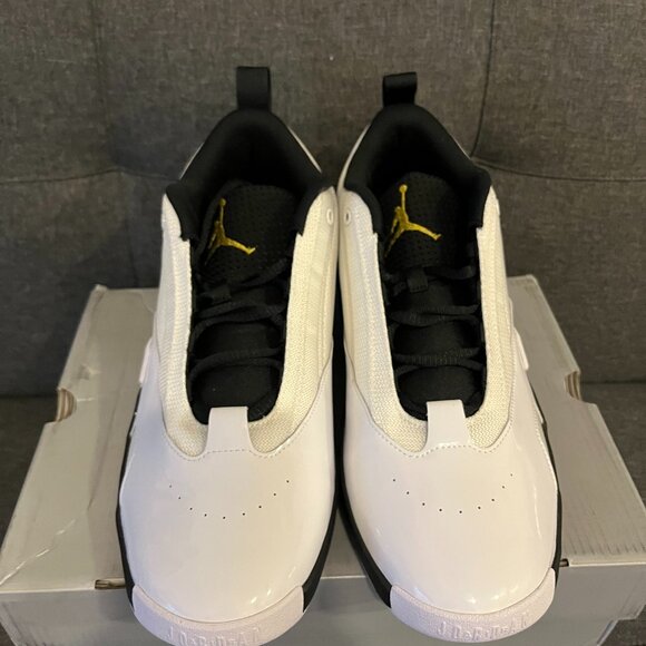 Jordan Other - 🔥 Jordan Max Aura 6 White/Black/Metallic Gold | Men’s 12 | NEW 🔥